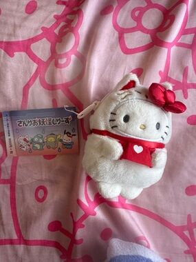 Sanrio Hello Kitty Plush Keychain with zipper pocket